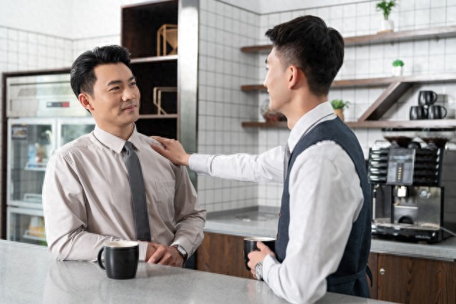 不管在哪里上班千万记住：谁提拔你，谁给你机会，你都要格外珍惜