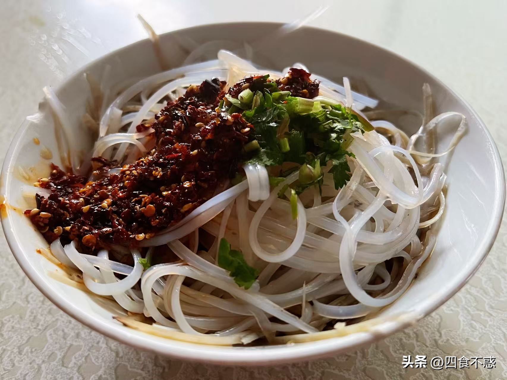 低调的昭通快藏不住了，其貌不扬的美食竟然这么好吃！(图32)