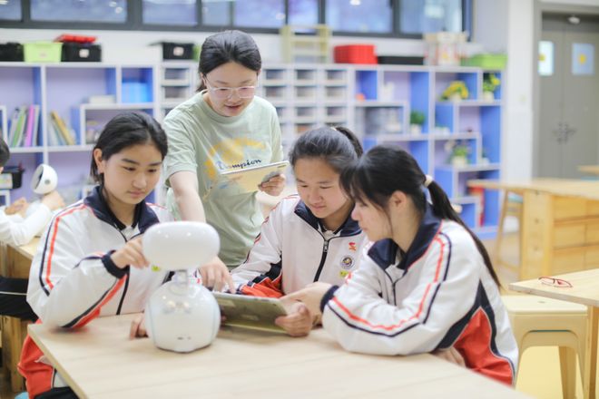刚开学，南京这所学校上了央视！