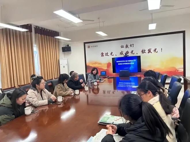 搞不懂！好好的教书不行吗？开学才三天，上级就来学校搞检查(图2)