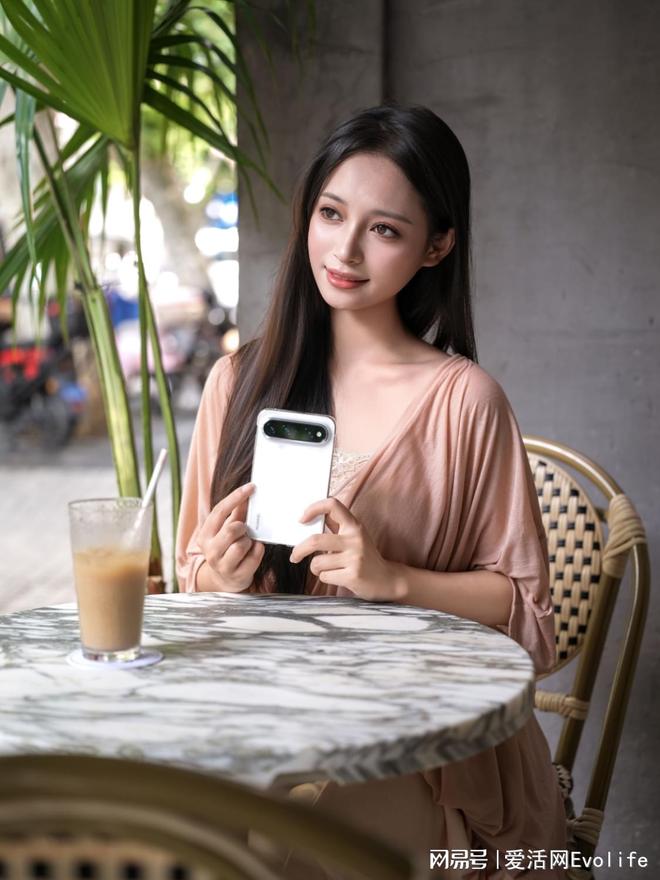 《颜之有物》：华为 Pura X View(图6)